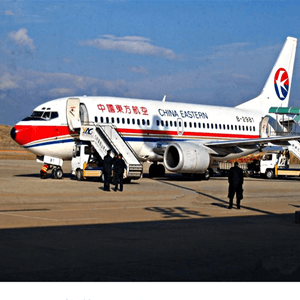 西宁曹家堡机场托运航空快运业稳步发展的原因是什么？